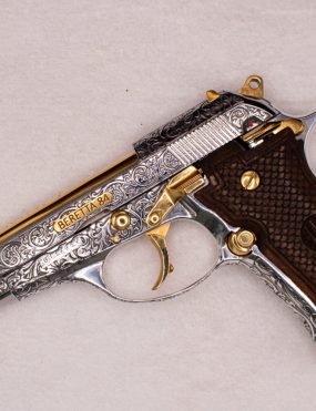 Colt 1911 Commander Nickel